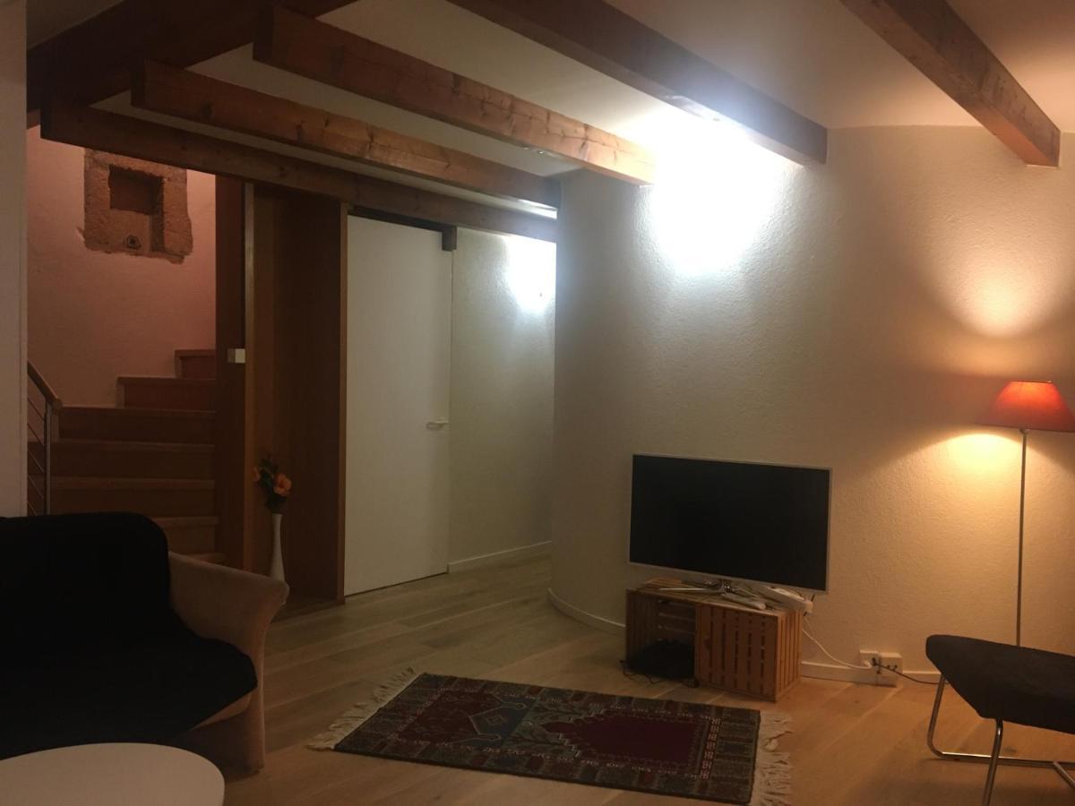 Charmante Maison Villageoise 5 Personnes Happyday Neuchatel Сен-Блез Экстерьер фото